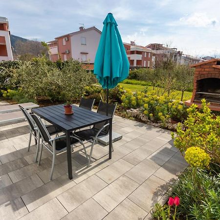 Apartment Magic Garden Baška Екстериор снимка
